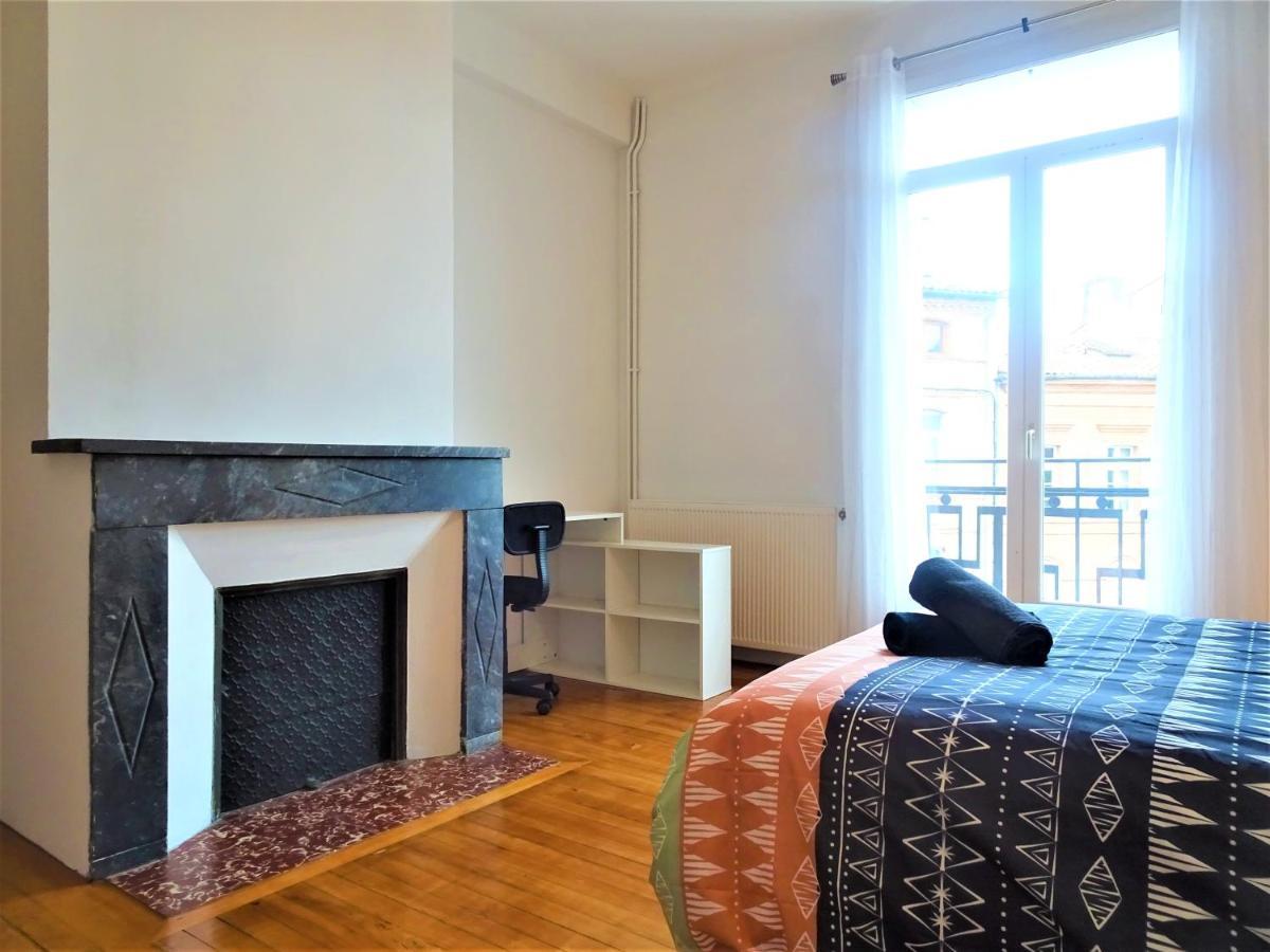 Chambre Privee Et Spacieuse Au Sein D'Un Logement Partage - Central, Quartier Villebourbon - 3 Chambres Doubles - 2 Balcons - Places De Stationnements Gratuites - 5 Min A Pied Gare Et Hypercentre Montauban Dış mekan fotoğraf